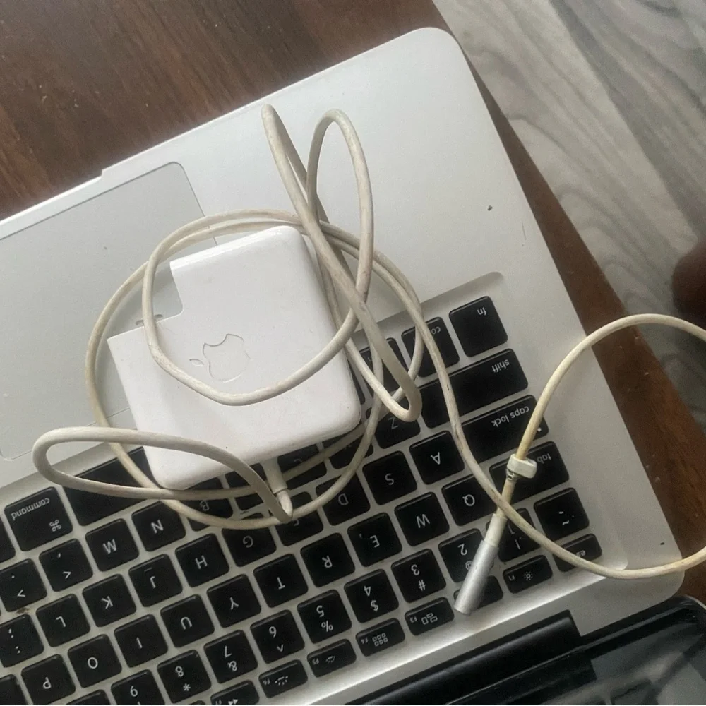 Apple Silver MacBook Pro Laptop Sleek Design